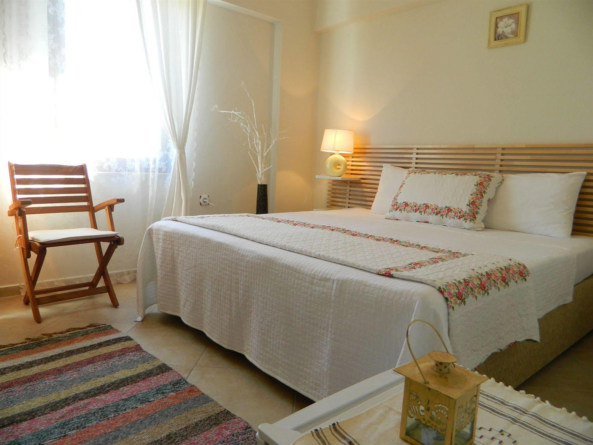 Ege Han Hotel บอซจาดา ภายนอก รูปภาพ