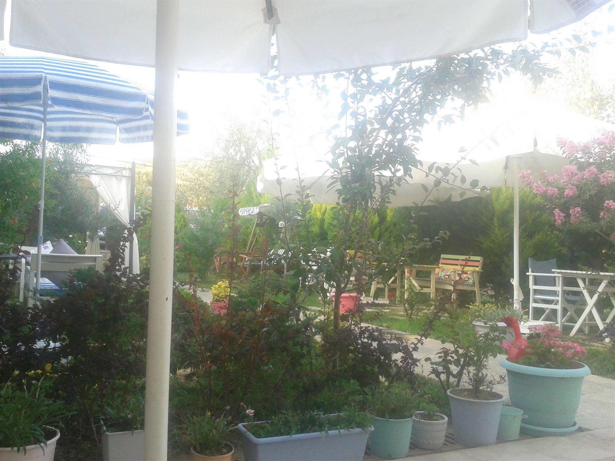 Ege Han Hotel บอซจาดา ภายนอก รูปภาพ